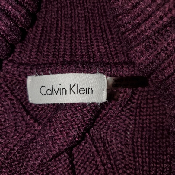 Calvin Klein Turtleneck Cable Knit Sweater - Picture 4 of 4